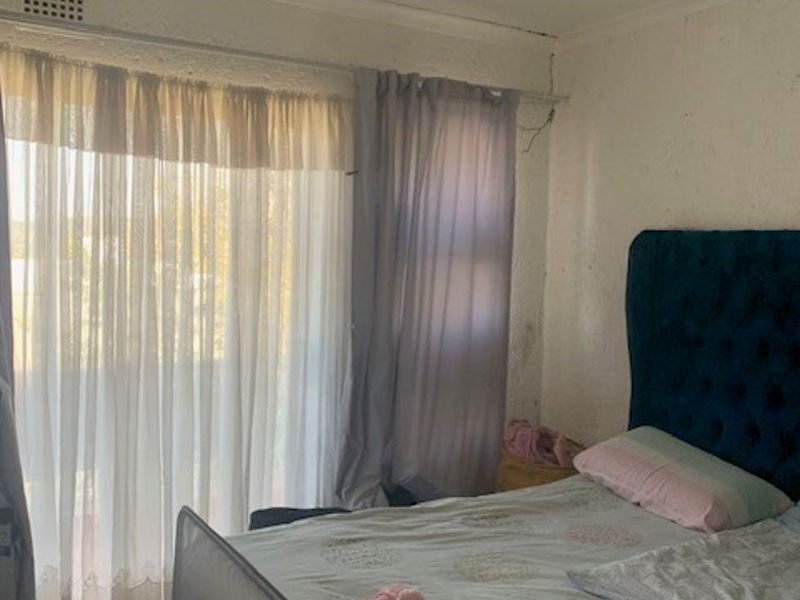 Ridgeway south sought after area - Photo 9