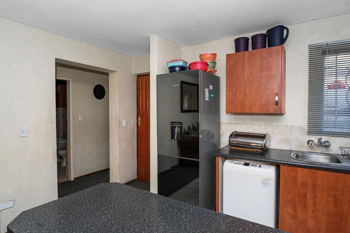 RIDGEWAY EXT 4 - Photo 4