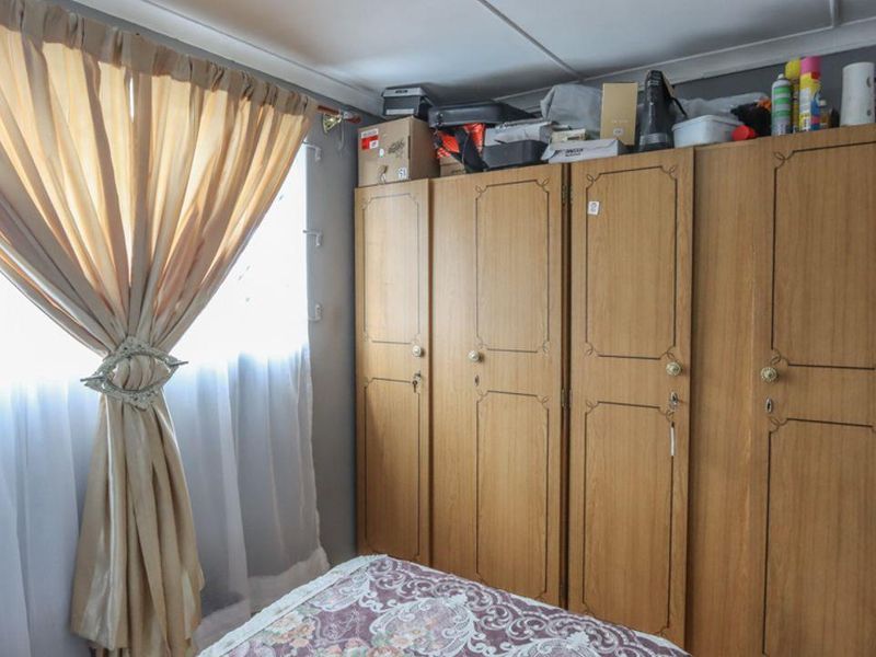 Prime location! - Photo 8