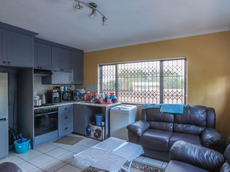 You won't want to leave home! - Photo 3