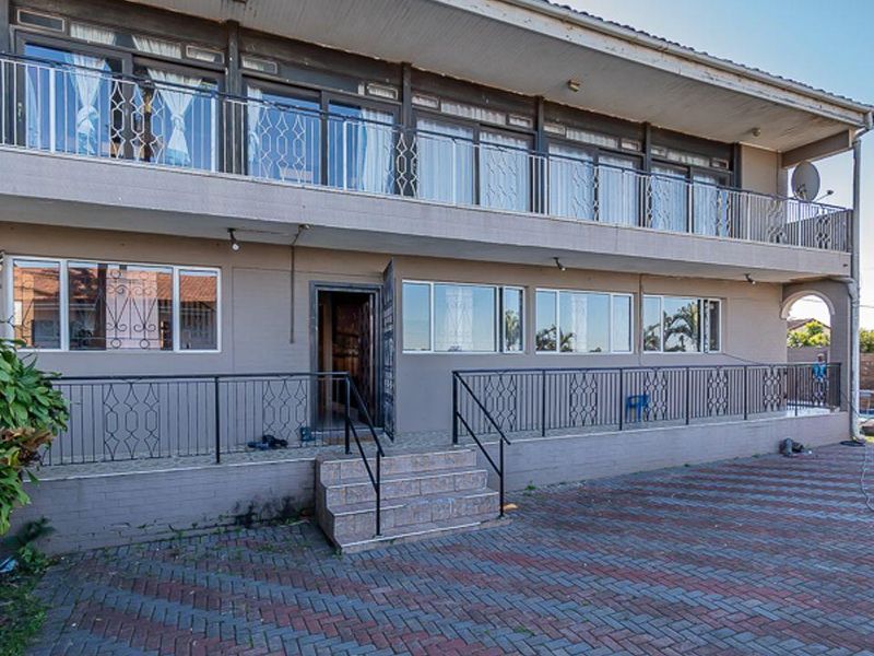 ENQUIRE BEFORE THIS HOME IS SOLD! - Photo 4