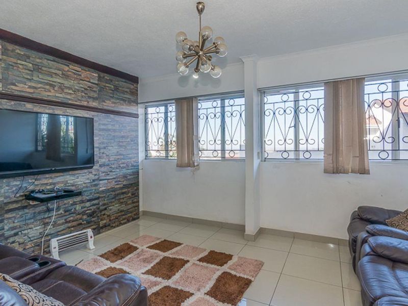 ENQUIRE BEFORE THIS HOME IS SOLD! - Photo 8