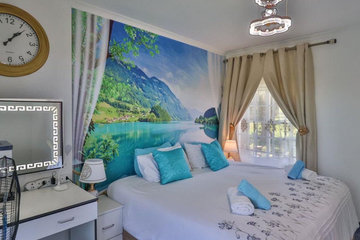 Well established Guesthouse - Bed & Breakfast/ self catering property for sale in Queensburgh - Photo 4