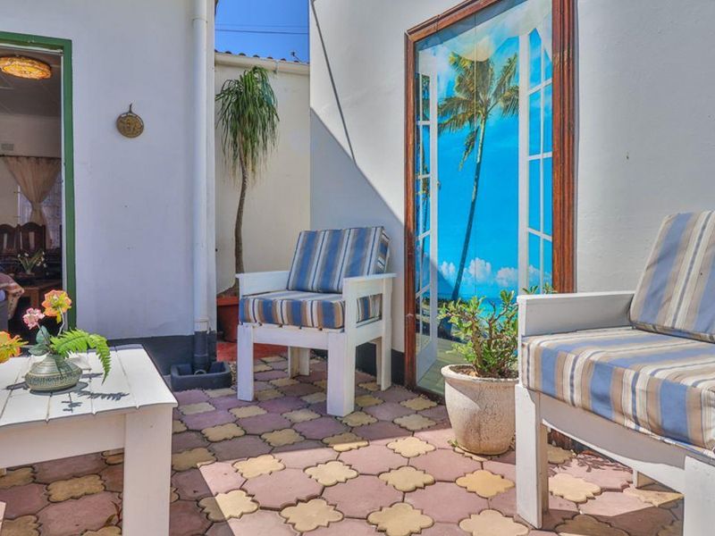 Well established Guesthouse - Bed & Breakfast/ self catering property for sale in Queensburgh - Photo 3