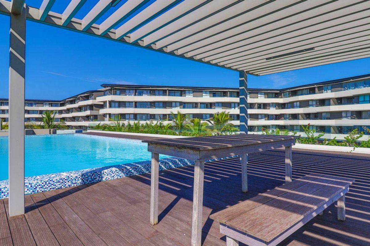 Luxurious apartment with gracious layout and picturesque views - Photo 3