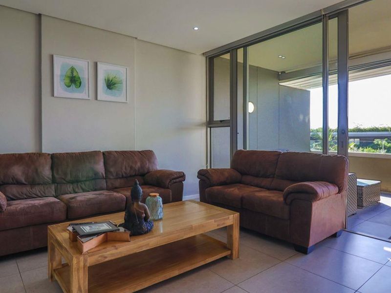 Luxurious apartment with gracious layout and picturesque views - Photo 8