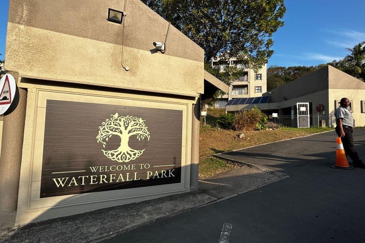 You won't want to leave home! - Photo 3