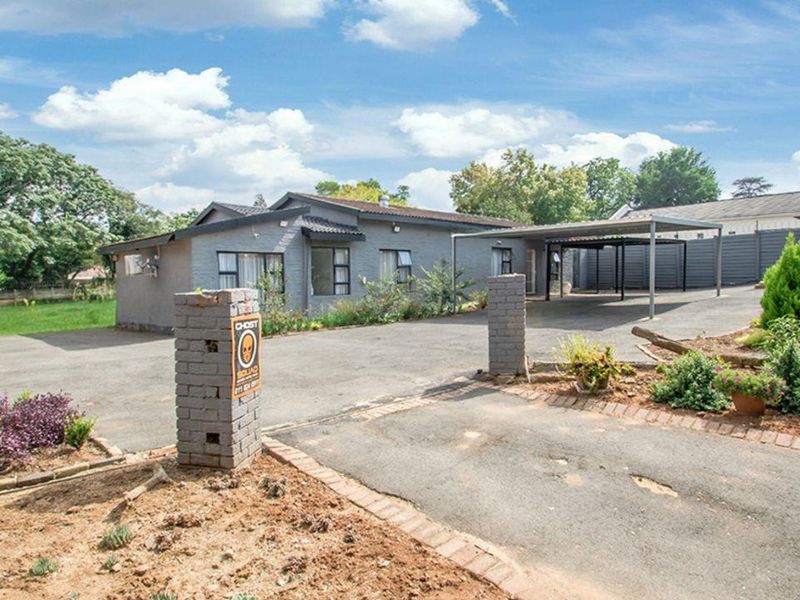 3 Bedroom Family Home in Fontainebleau - Photo 4