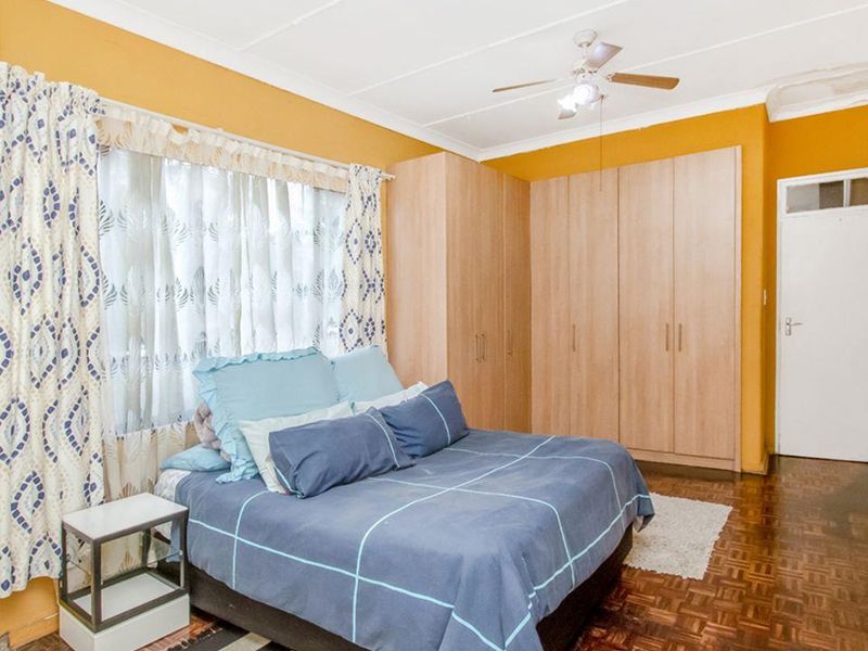 Lovely 2 bedroom apartment for sale in the popular Florida suburb. - Photo 9