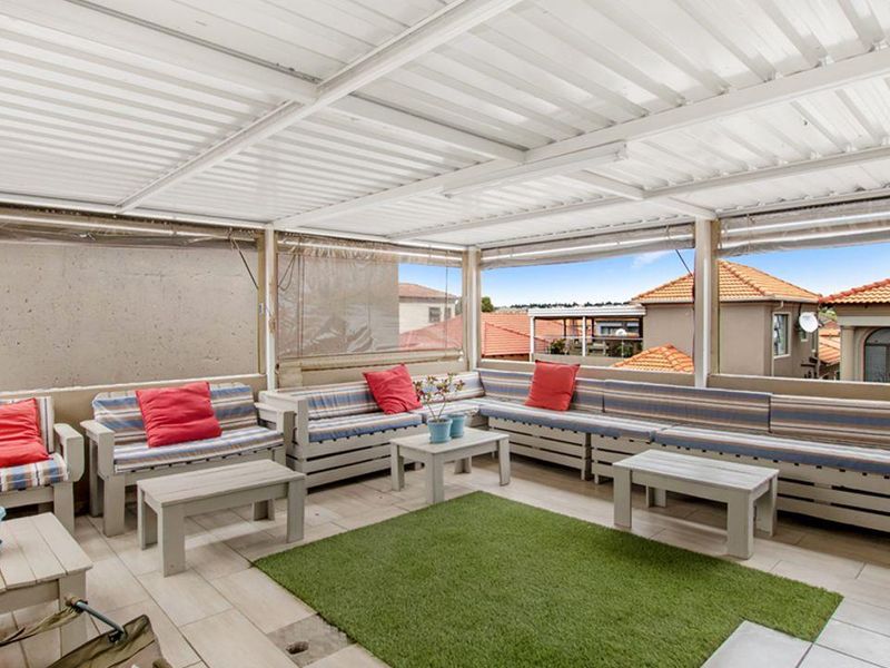 Lovely 4 Bedroom, 2 Bathroom Home forsale in Midrand - Photo 8