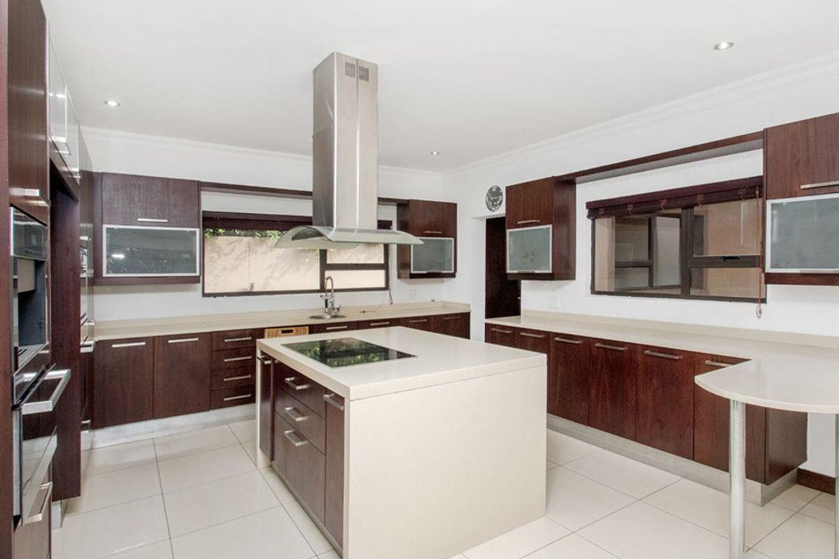 5 Bedrooms , 4.5 Bathroom Home for sale in Carlswald North Estate, Midrand - Photo 5