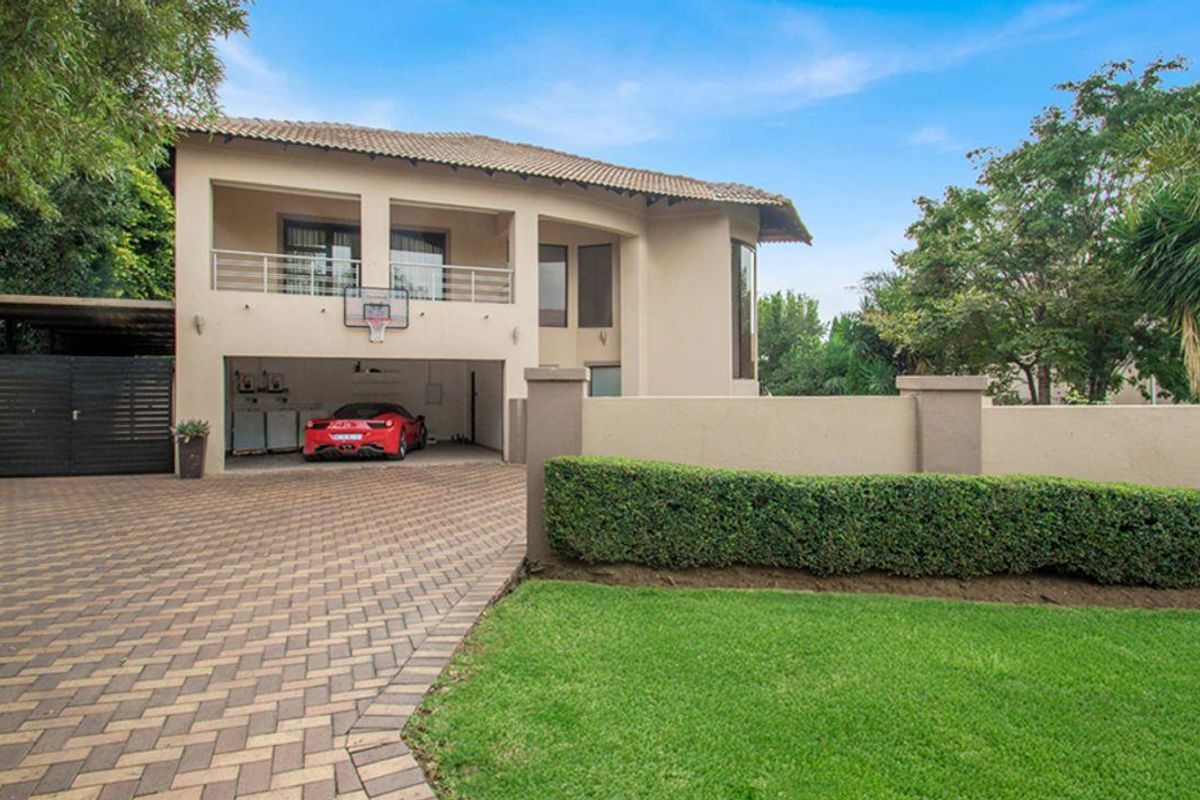 5 Bedrooms , 4.5 Bathroom Home for sale in Carlswald North Estate, Midrand - Photo 2