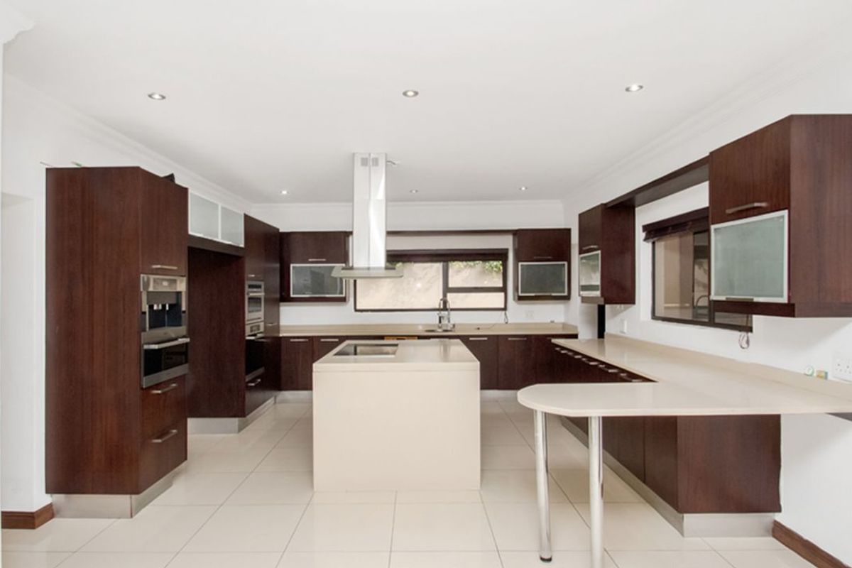 5 Bedrooms , 4.5 Bathroom Home for sale in Carlswald North Estate, Midrand - Photo 4