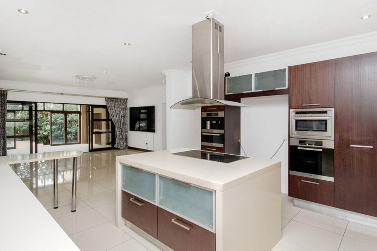5 Bedrooms , 4.5 Bathroom Home for sale in Carlswald North Estate, Midrand - Photo 3