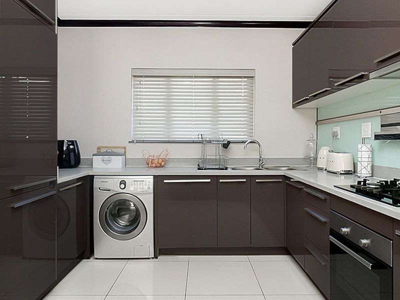 Luxurious ground floor 3 bedroom, 2 Bathroom apartment for sale in Carlswald, Midrand - Photo 7