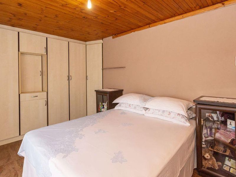 Cosy Two Bedroom House - Photo 10