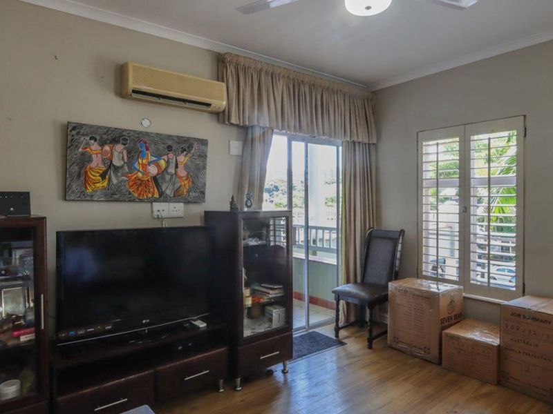 One Bedroom Unit in a Retirement Village - Photo 3