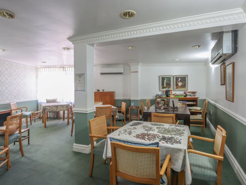 One Bedroom Unit in a Retirement Village - Photo 9