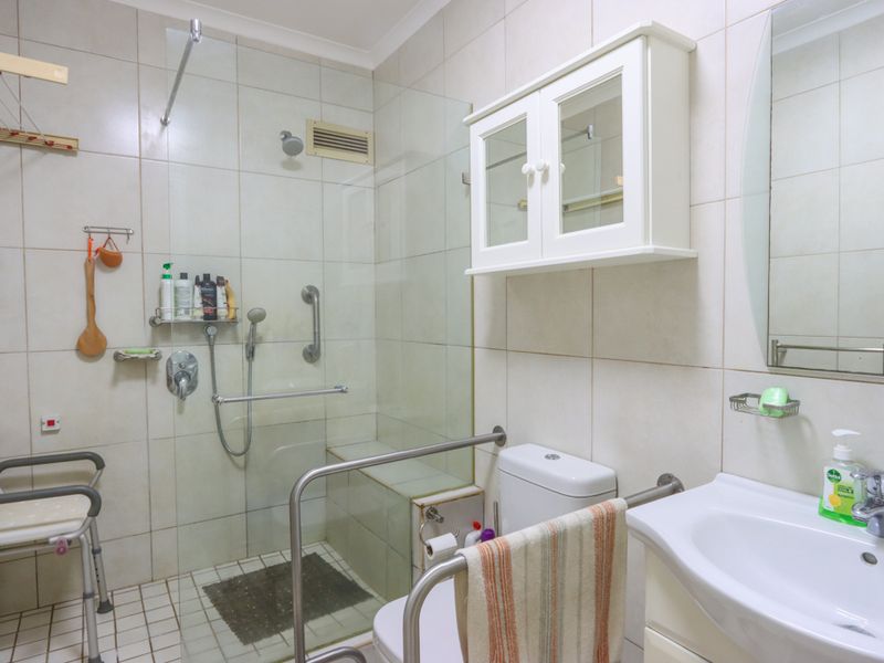 One Bedroom Unit in a Retirement Village - Photo 7