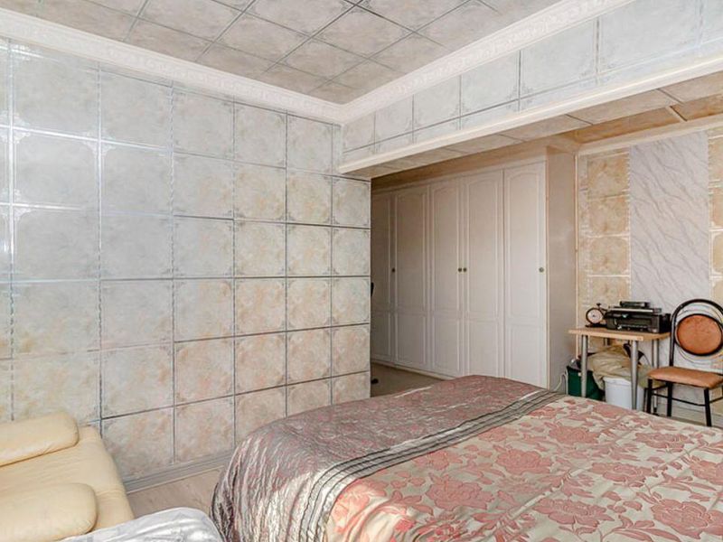 Versatile 4-Bedroom Double-Storey Home in Dobsonville - Photo 7