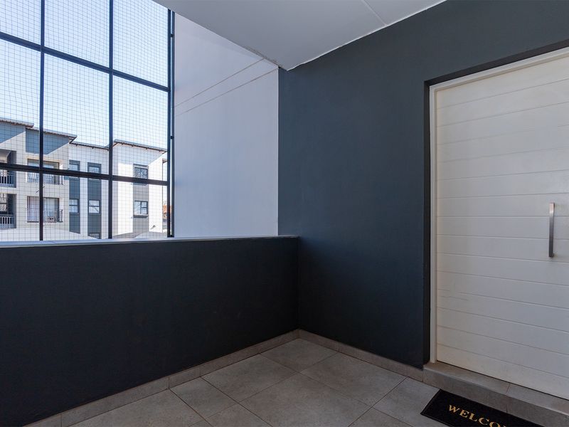 Stunning 2 Bedroom Apartment in Brentwood Park, Kempton Park - Photo 4