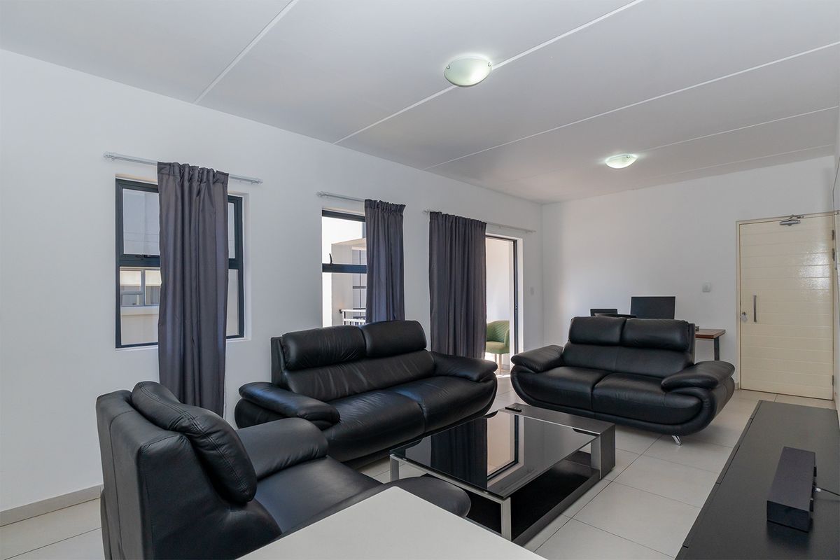 Stunning 2 Bedroom Apartment in Brentwood Park, Kempton Park - Photo 5