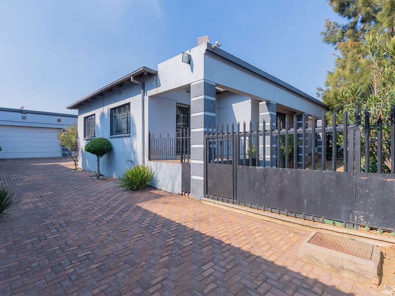 Exceptional Property Opportunity in Edenvale - Photo 4