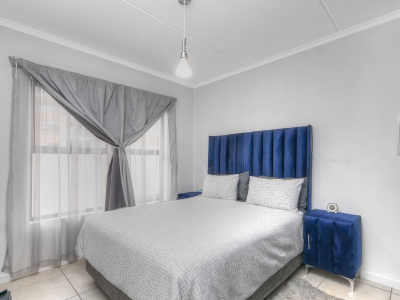 Apartment Block Pending Sale In Johannesburg - Photo 10