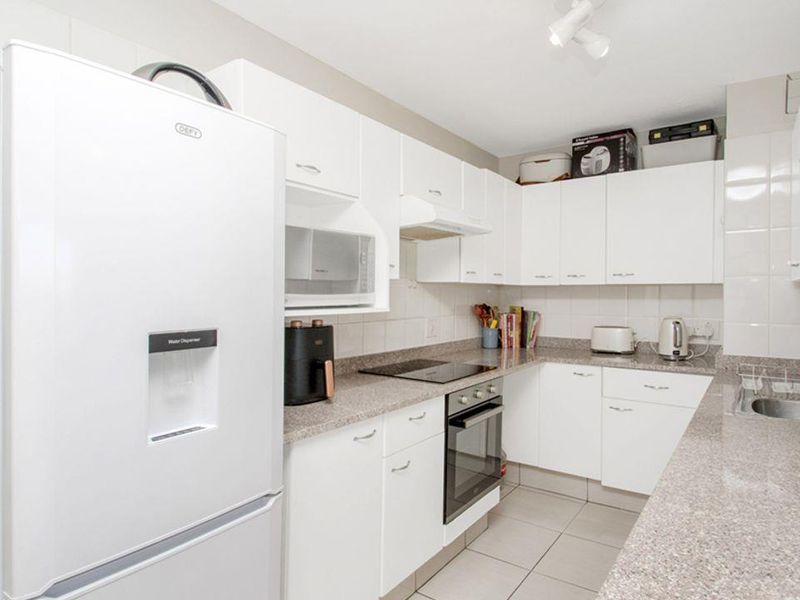 This beautifully presented apartment is the perfect move-in-ready home, offering effortless, single- - Photo 7