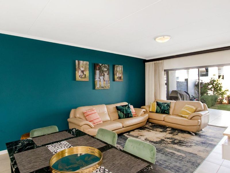 Modern 3-Bedroom Garden Apartment in a Secure Lifestyle Estate - Photo 4