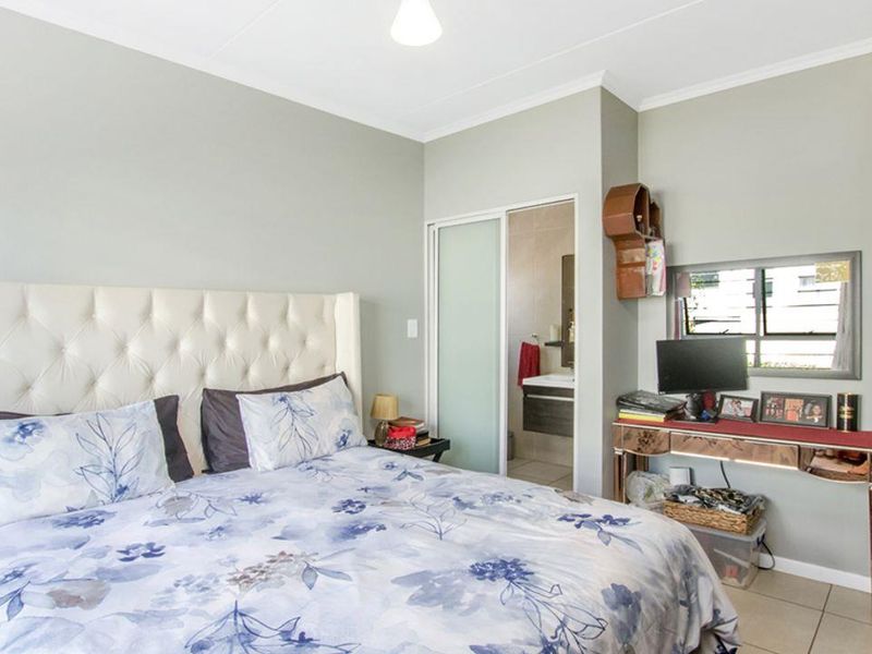 Modern 3-Bedroom Garden Apartment in a Secure Lifestyle Estate - Photo 5