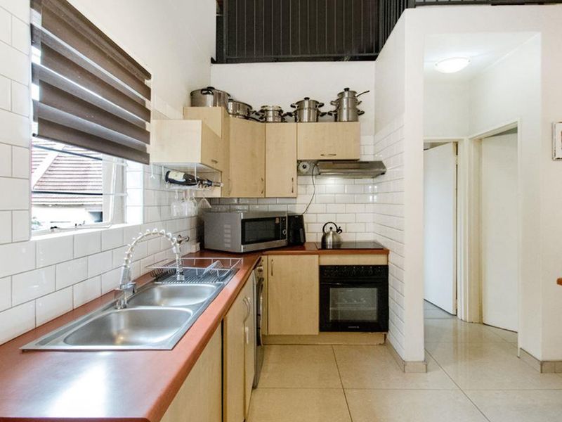 Modern Loft Living in the Heart of Northgate - Photo 7