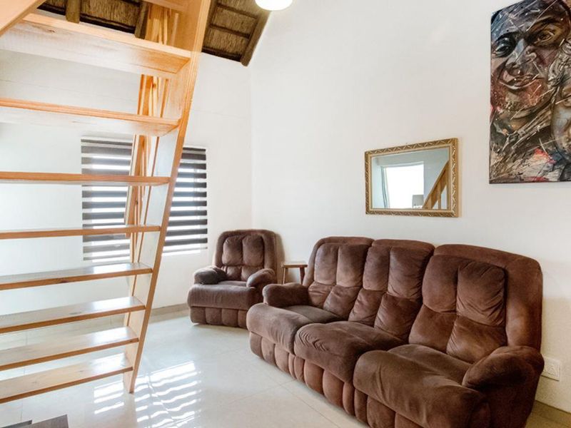 Modern Loft Living in the Heart of Northgate - Photo 6