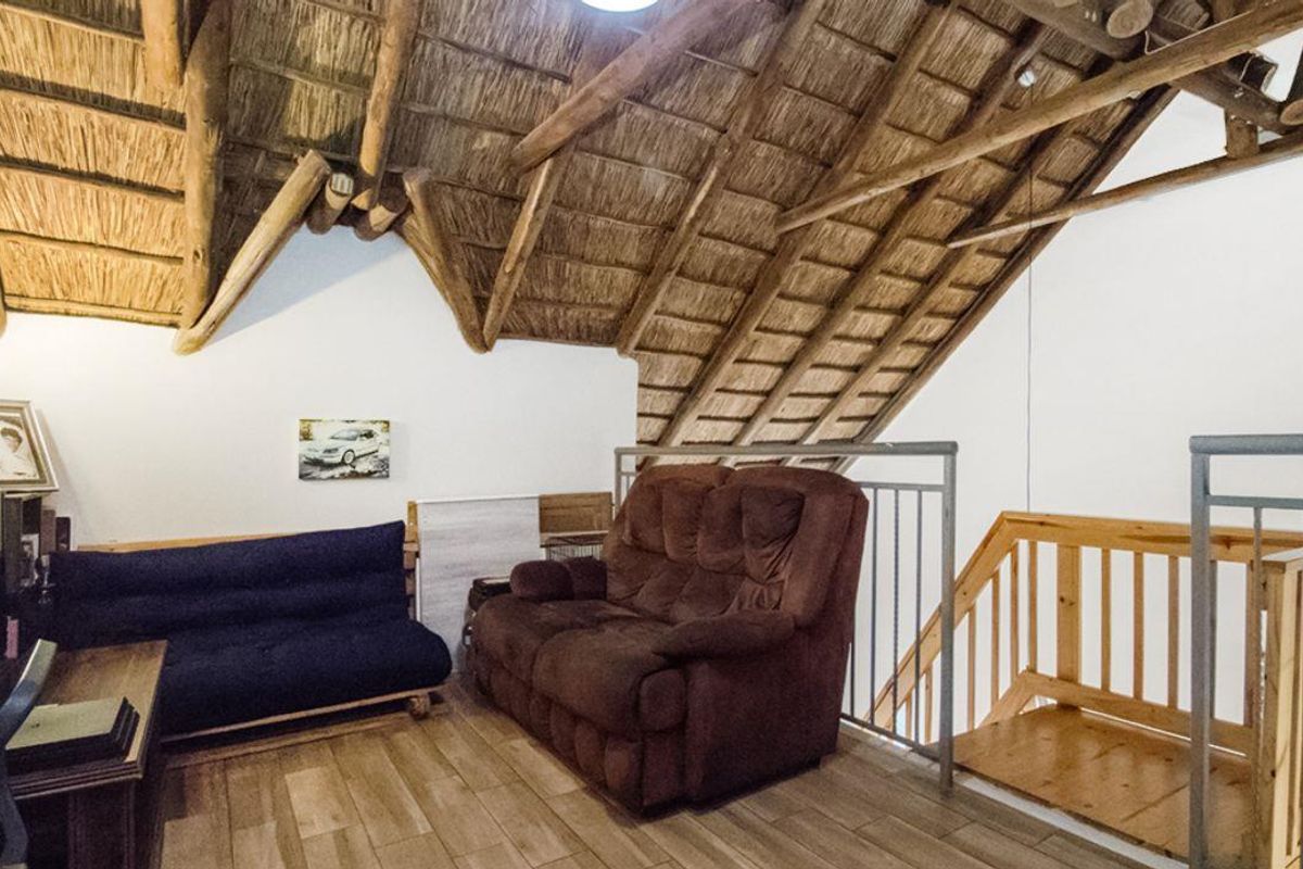 Modern Loft Living in the Heart of Northgate - Photo 2