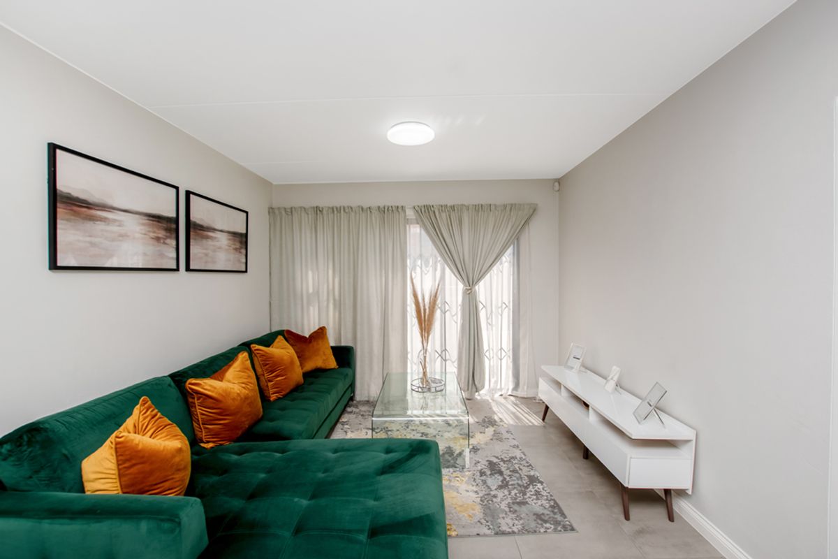 Stunning 3 Bedroom Duplex for sale in Kenleaf! HEASLEY PLACE - Secure Residential Estate! - Photo 3