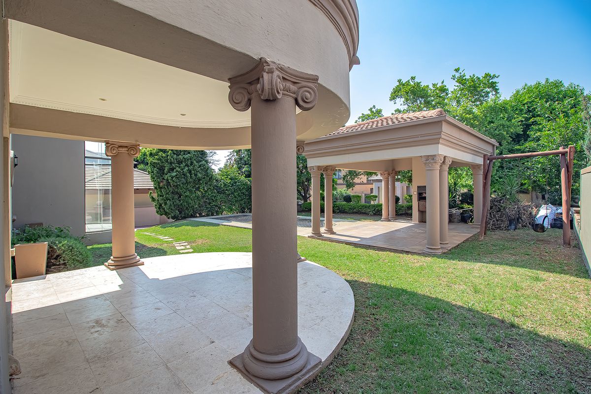 Elegant 4 Bedroom, 3 Bathroom Home for sale at Blue Valley Country & Golf Estate - Photo 4