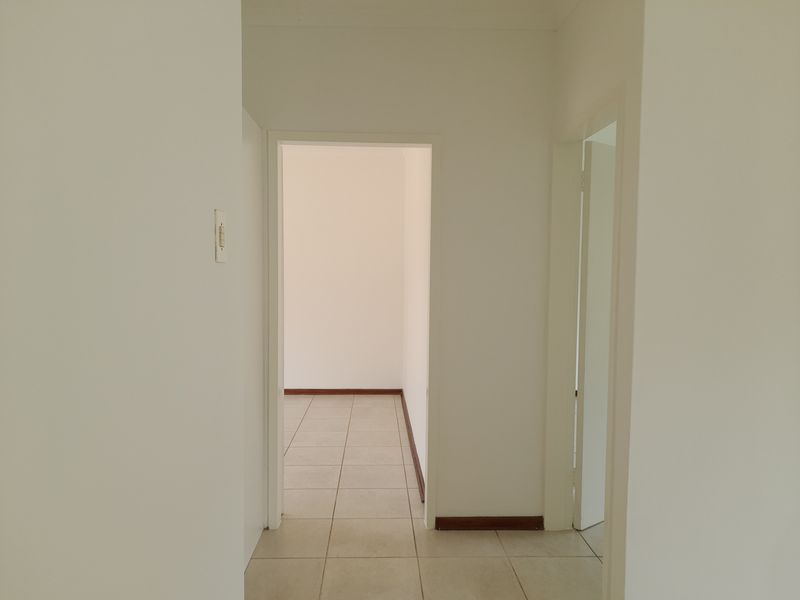 2 Bedroom simplex for sale in Norton Park - Photo 9