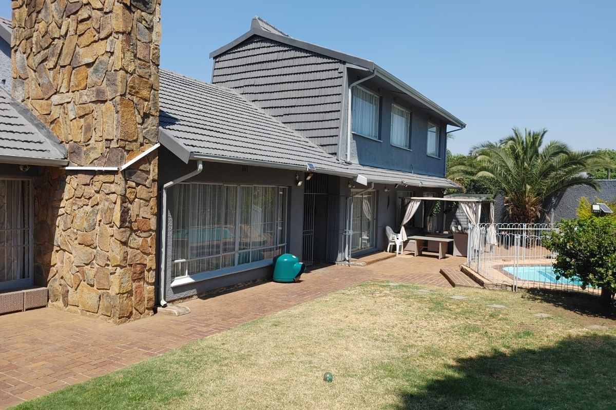 Secure boomed Area of Dowerglen - Photo 2