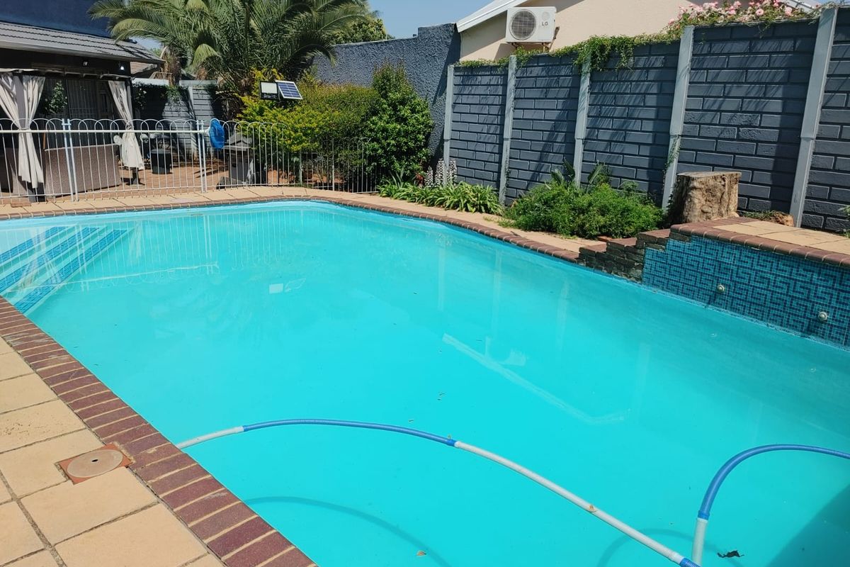 Secure boomed Area of Dowerglen - Photo 3