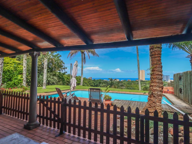 Spacious Three Bedroom Pet Friendly Townhouse with Sea Views - Photo 10