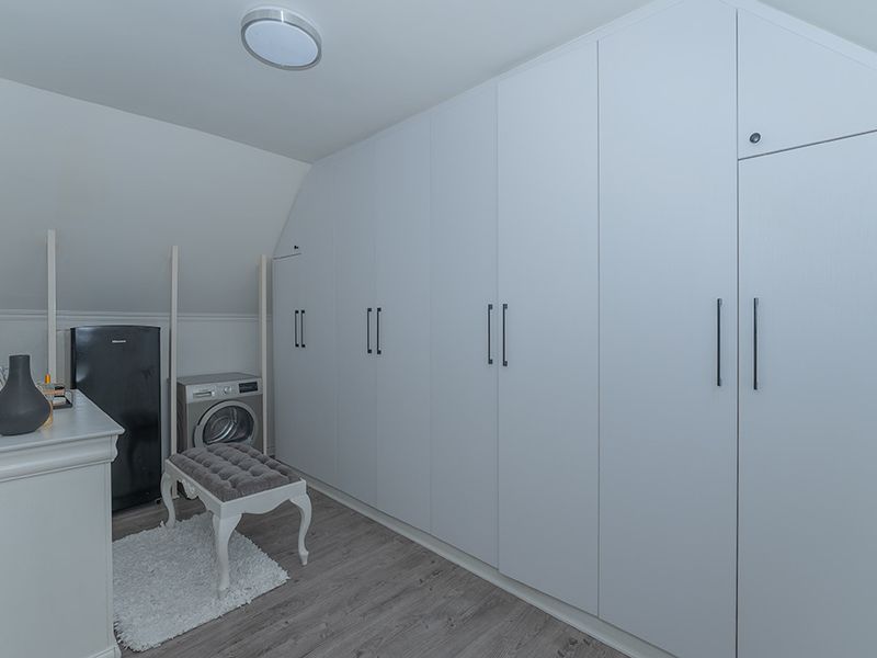 Priced to Sell- Absolutely Stunning - Photo 10