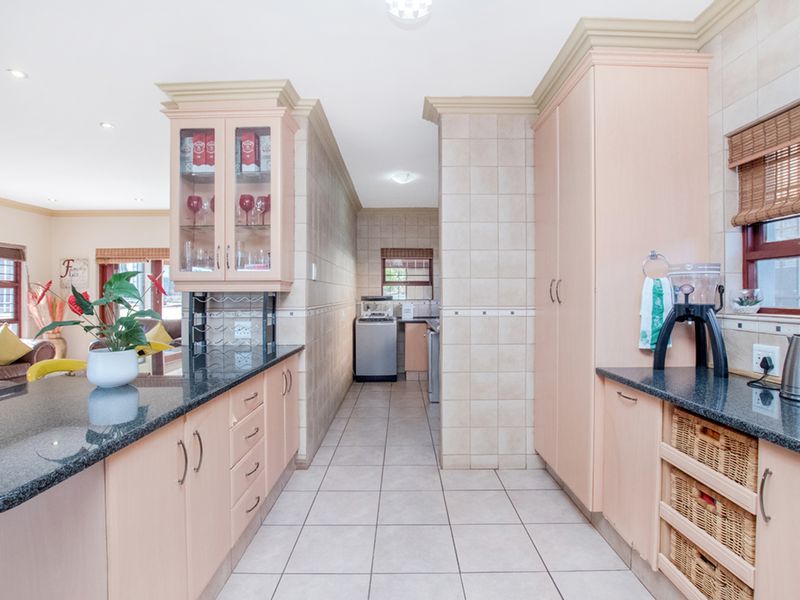 Spacious family home in Rangeview Ext 4 - Photo 9