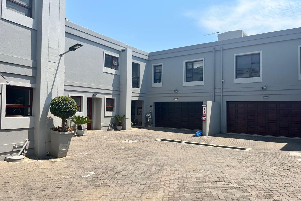 ELEGANT 3-BEDROOM CLUSTER LIVING IN THE SECURE VITA PAZ IX ESTATE, BEDFORDVIEW - Photo 2