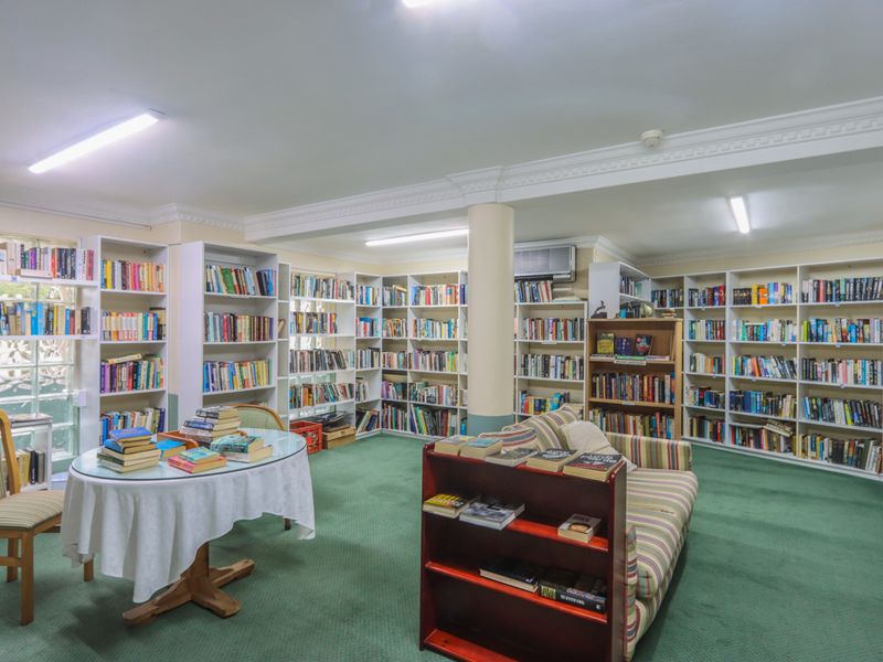 Modern and Secure Retirement Unit - Photo 9