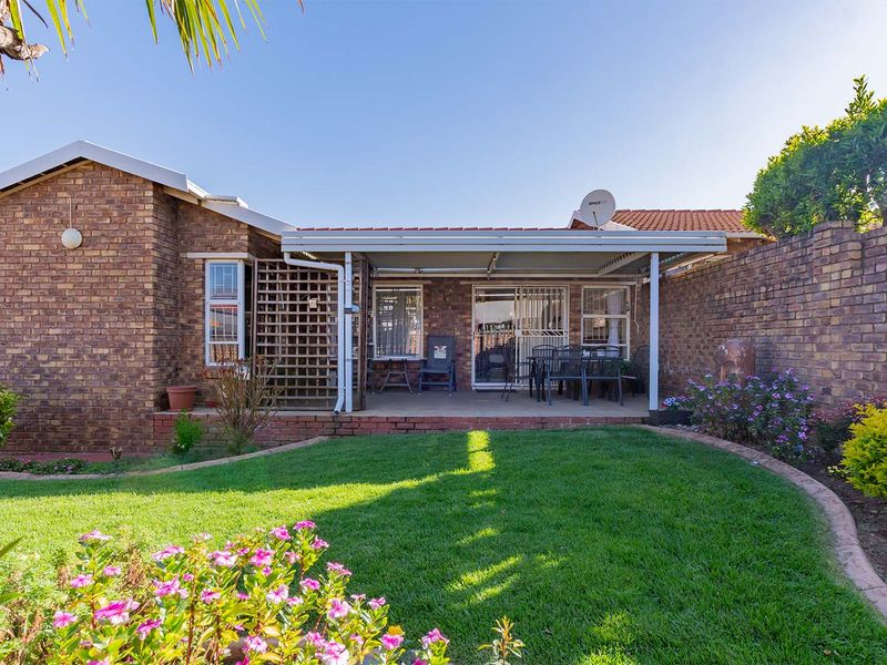 Stunning Simplex Unit for Sale in Birchleigh, Kempton Park - Photo 4