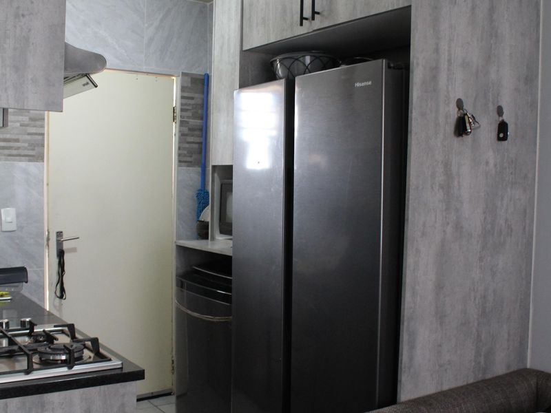 2 Bedroom, Ground floor unit In Marula Lofts complex - Photo 8