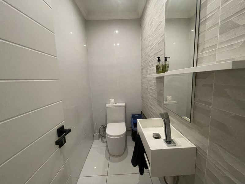 Expansive 8-Bedroom Family Home with Granny Flat and Study - Photo 9