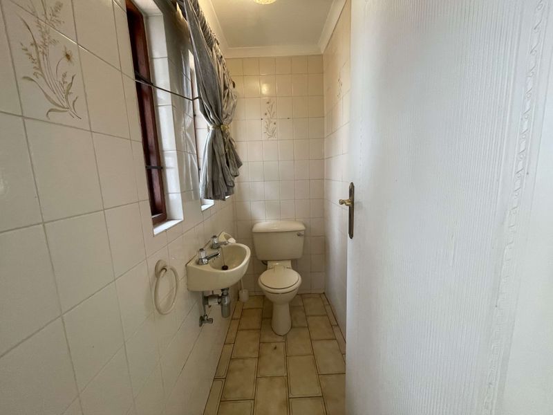 Spacious 3-Bedroom Home for Sale in Secure Gated Complex - Photo 9