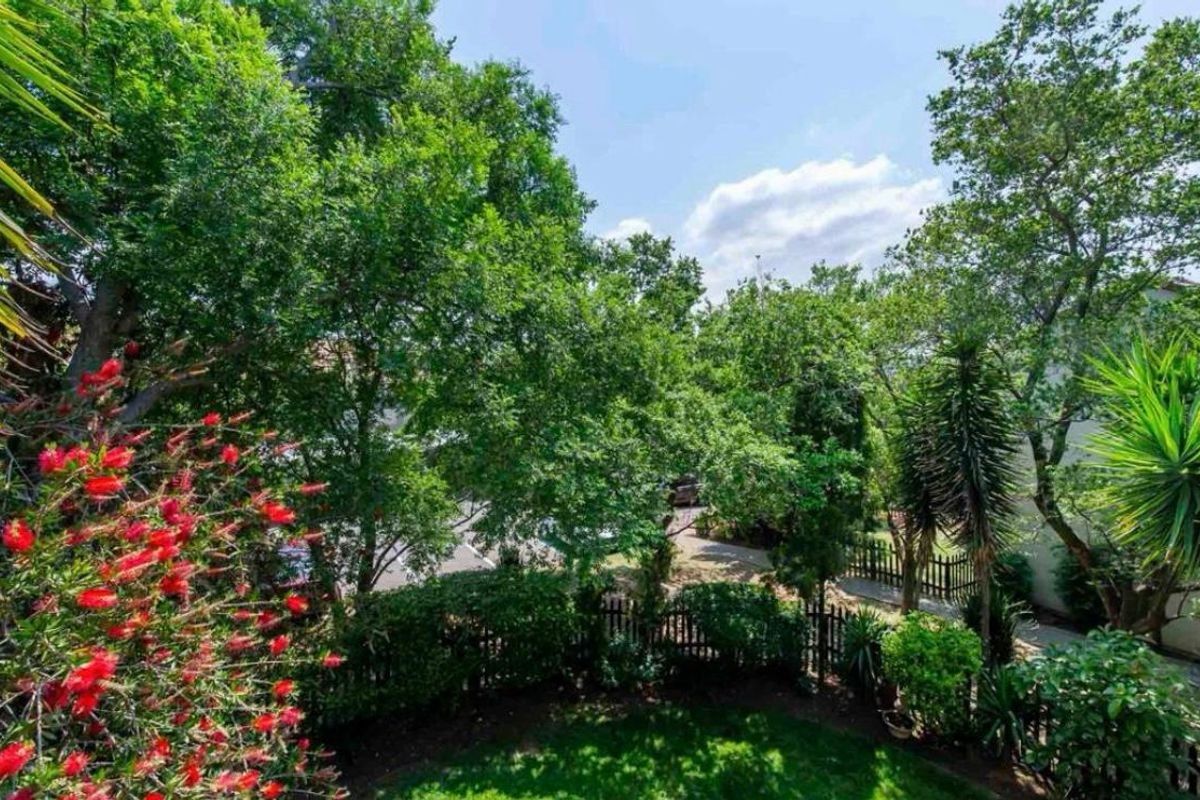 LOCK UP AND GO LIFESTYLE - Photo 2