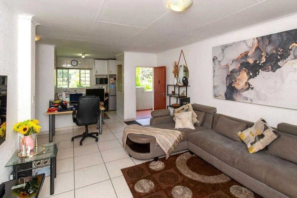 LOCK UP AND GO LIFESTYLE - Photo 5